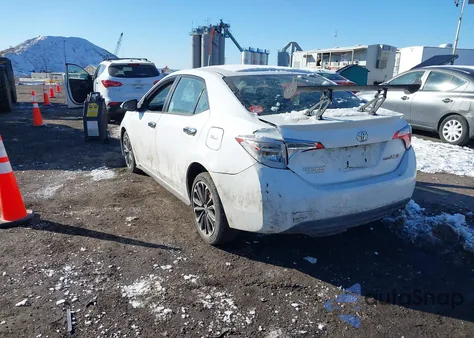 2015 Toyota Corolla S Plus z USA, uszkodzony, nr VIN 2T1BURHE1FC237015